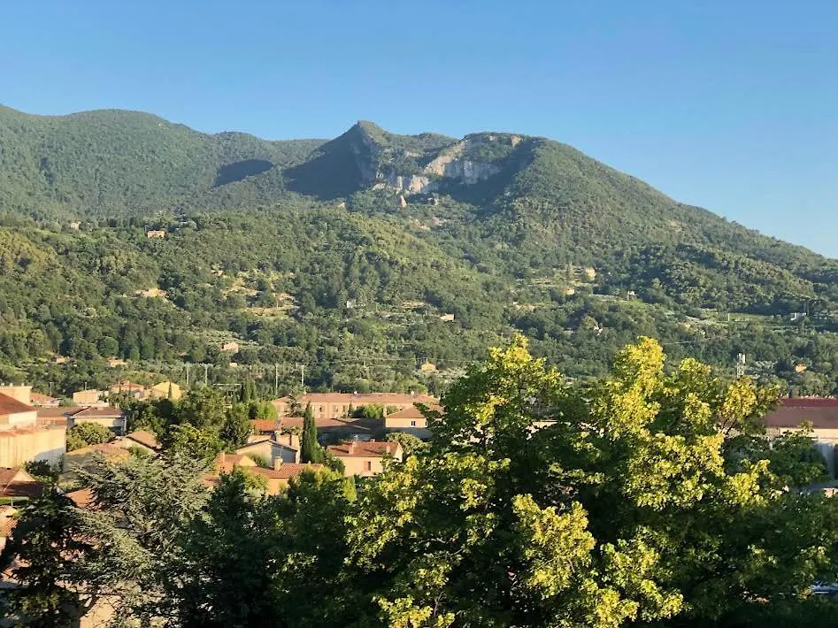 Domaine La Tour - Spa - Jacuzzi - Sauna - Massage - 4 Saisons - Piscine Chauffee Toute L'Annee - Heated Pool - 800M City Centre Nyons 0*,  France