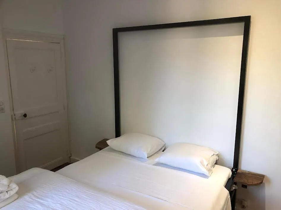 Domaine La Tour - Spa - Jacuzzi - Sauna - Massage - 4 Saisons - Piscine Chauffee Toute L'Annee - Heated Pool - 800M City Centre Nyons Couette-café