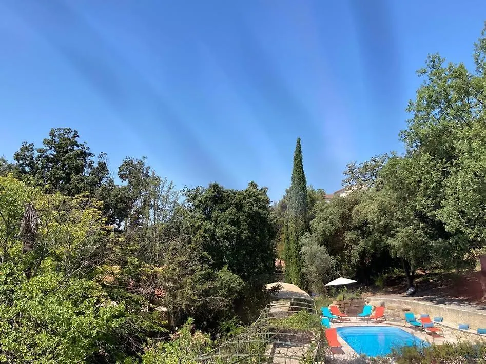 Domaine La Tour: Spa Retreat with Year-Round Heated Pool Nyons Bed & Breakfast