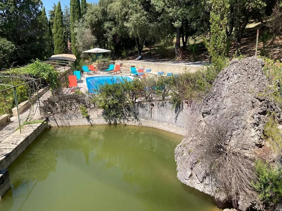 Domaine La Tour: Spa Retreat with Year-Round Heated Pool Nyons Bed & Breakfast